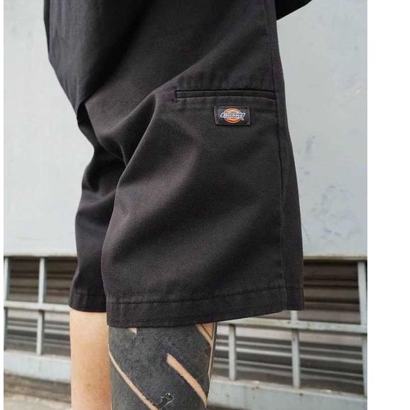 Dickies short outlet pants cell pocket