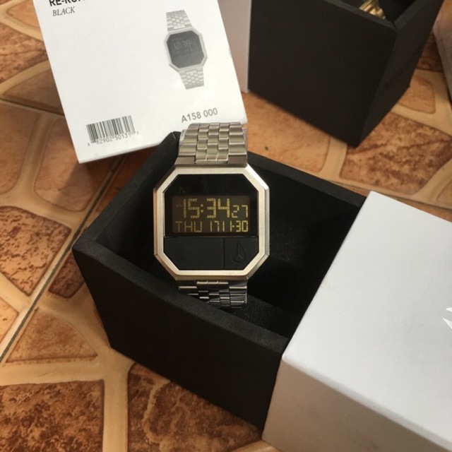Jual Jam Nixon Re Run Silver Black ORIGINAL Shopee Indonesia