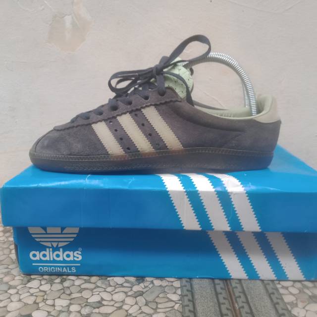 Adidas spezial padiham sale