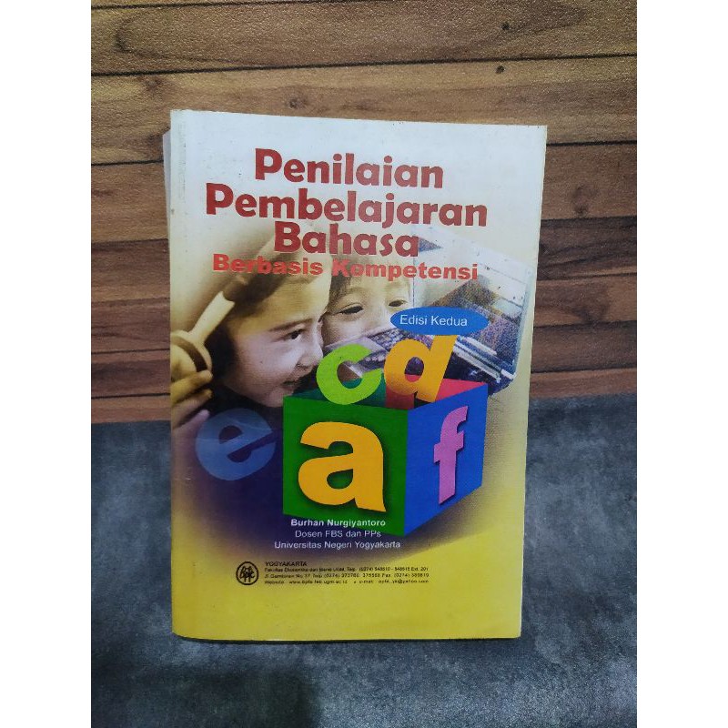 Jual BUKU PENILAIAN PEMBELAJARAN BAHASA - Berbasis Kompetensi (Burhan ...