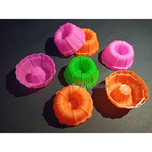 Jual 12pcs Cetakan Kukus Kue Putu Ayu Bulat Bolu Agar Jelly Shopee Indonesia 7522