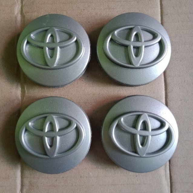 Jual dop roda tutup velg innova 1set (4pcs) | Shopee Indonesia
