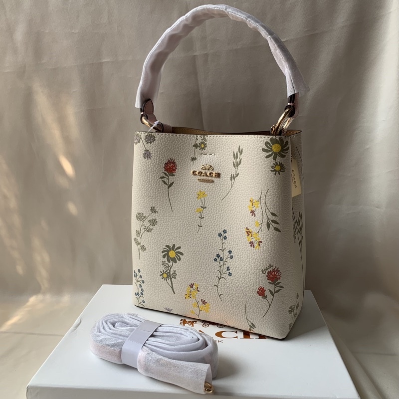 Coach dandelion bucket bag sale