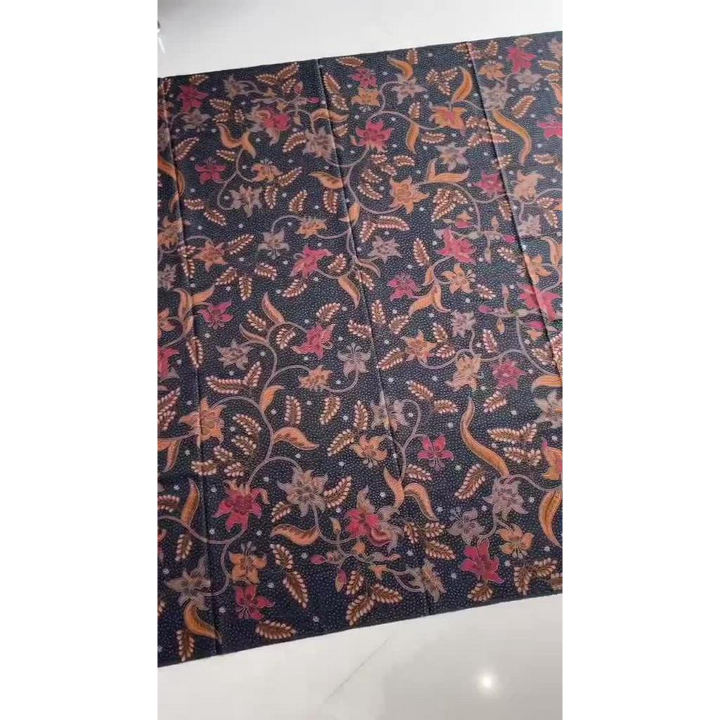 Jual BAHAN BATIK PREMIUM Dobby Motif Kembang Warna Hitam Burgundy Muda ...