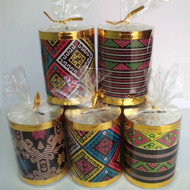 Jual Souvernir Celengan Pernikahan Batik Khas Timor Leste | Shopee