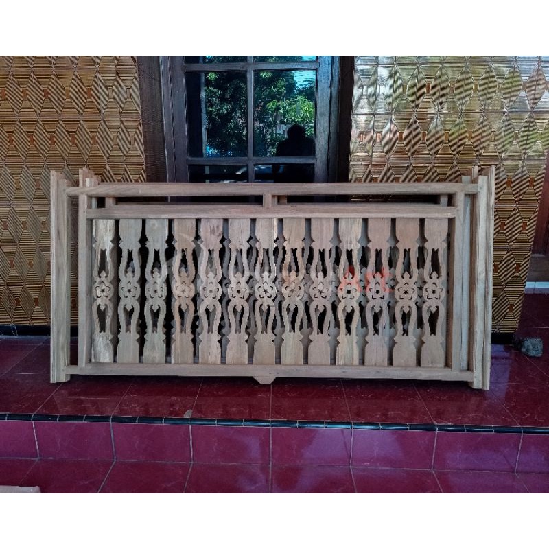 Jual Ralling pagar klasik ornamen daun Seroja pagar rumah joglo kayu