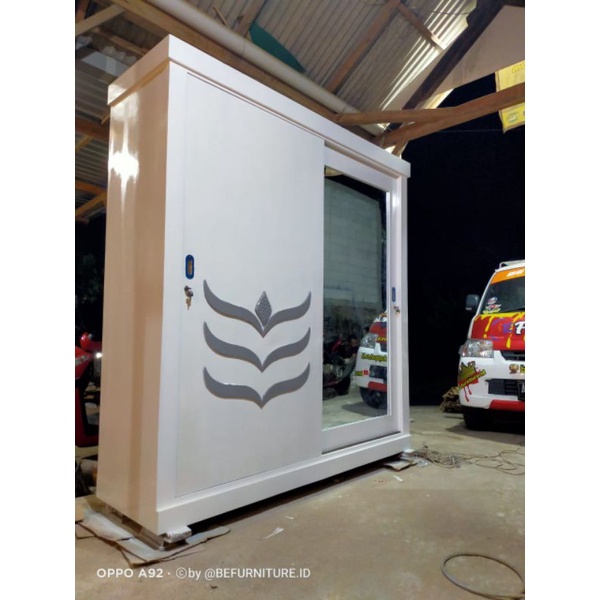 Jual Lemari Pakaian Sliding Jumbo 2 Pintu Kayu Jati Finishing Cat Duco