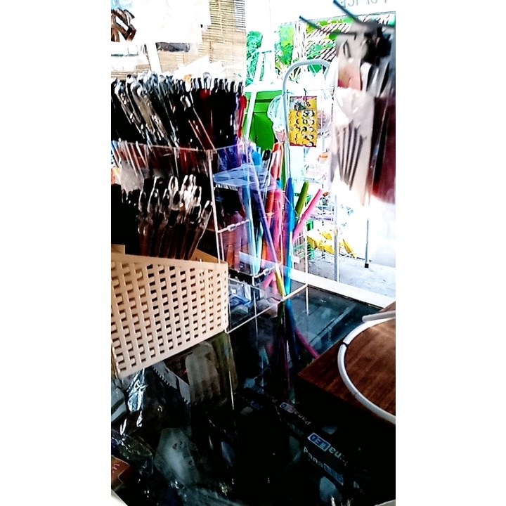 Jual Display rak pulpen 3 tingkat/tempat spidol bahanakrilik | Shopee ...