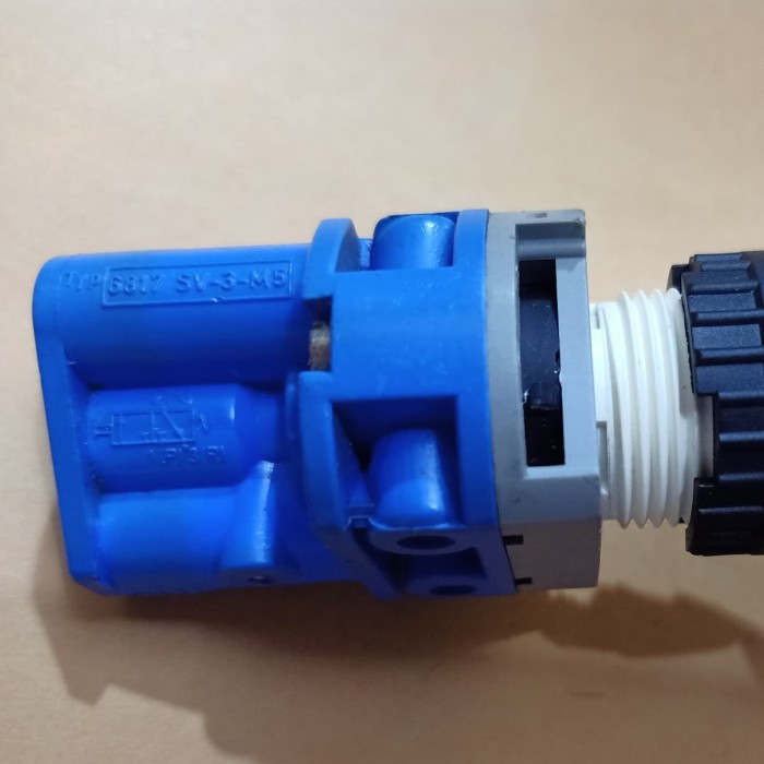 Produktbild von Festo SV-3-M5 Fronttafelventil – 3/2-Wege Monostabil Geschlossen (6817)