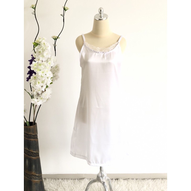 Jual inner robes satin camisole putih/ white atau putih tulang/ ivory ...