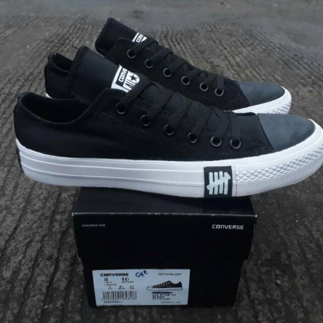 Harga converse 2024 x undefeated original