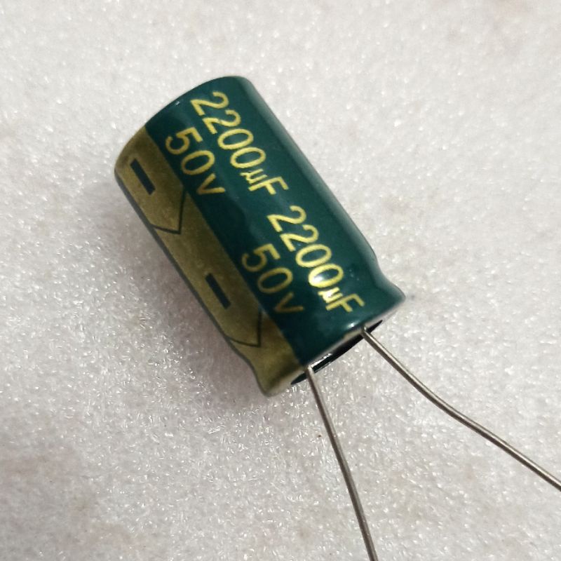 8x Suntan 2200µF 50V 105°C Axial Electrolytic Capacitors | 18x40mm, ±20% TS13AH1H222MSB000R