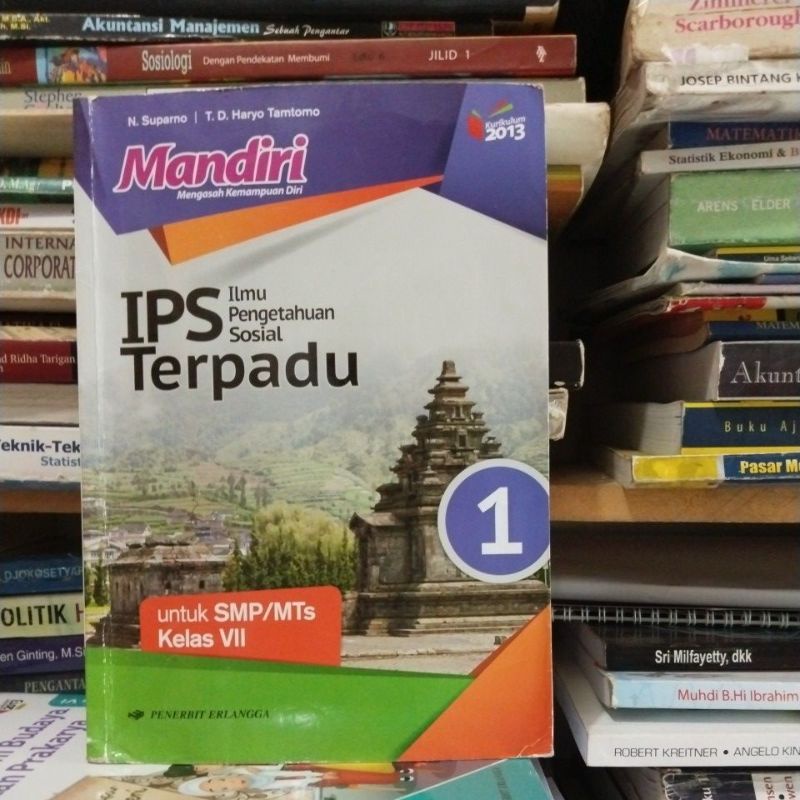 Jual Buku Ips Terpadu Kelas Vii 7 1 Smp Erlangga Revisi Shopee Indonesia