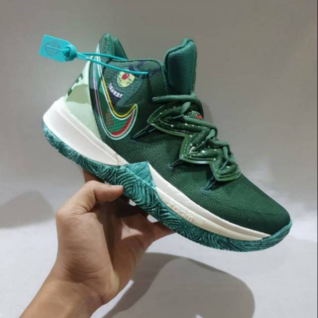 Jual SEPATU NIKE KYRIE 5 X SPONGEBOB SQUAREPANTS PLANKTON SHELDON Shopee Indonesia