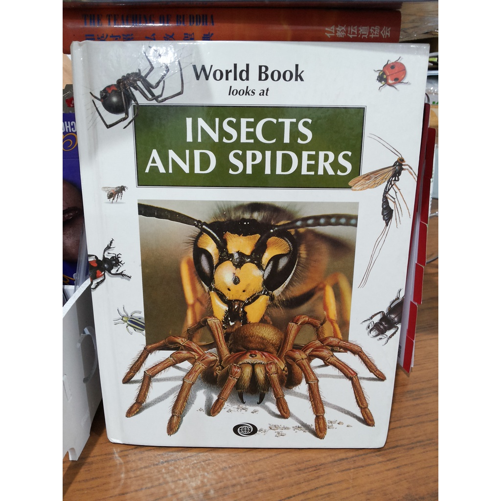 Jual Buku World Book Look at Insects and Spiders | Shopee Indonesia
