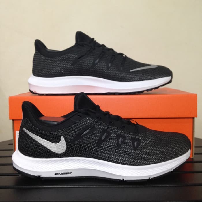 Aa7403 outlet nike quest