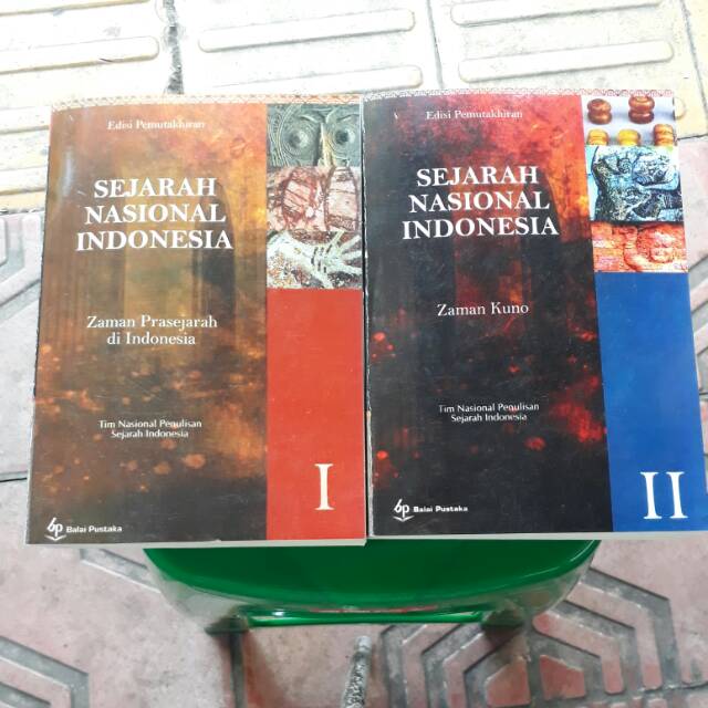 Jual Sejarah Nasional Indonesia Jilid 1&2 | Shopee Indonesia