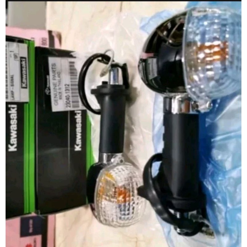 Jual Lampu Sein Sen Riting Depan Atau Belakang Kanan Atau Kiri Ninja R Ss Kis Original Shopee