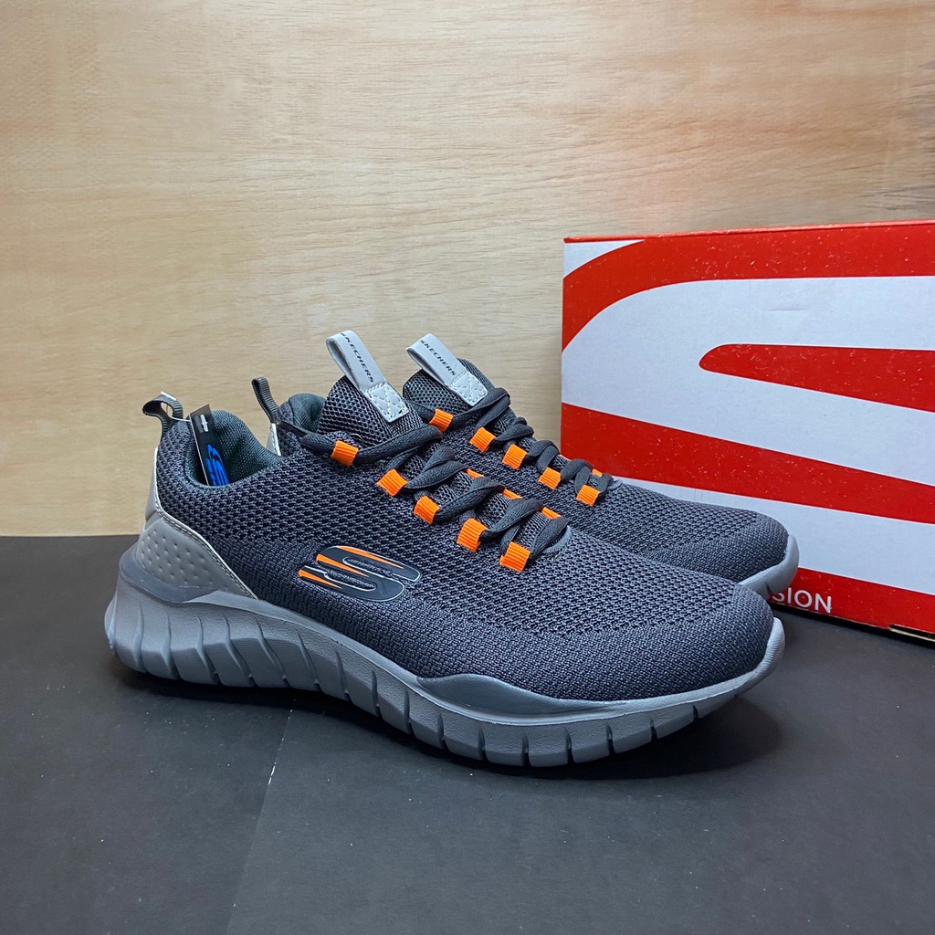 Sepatu hotsell sport skechers