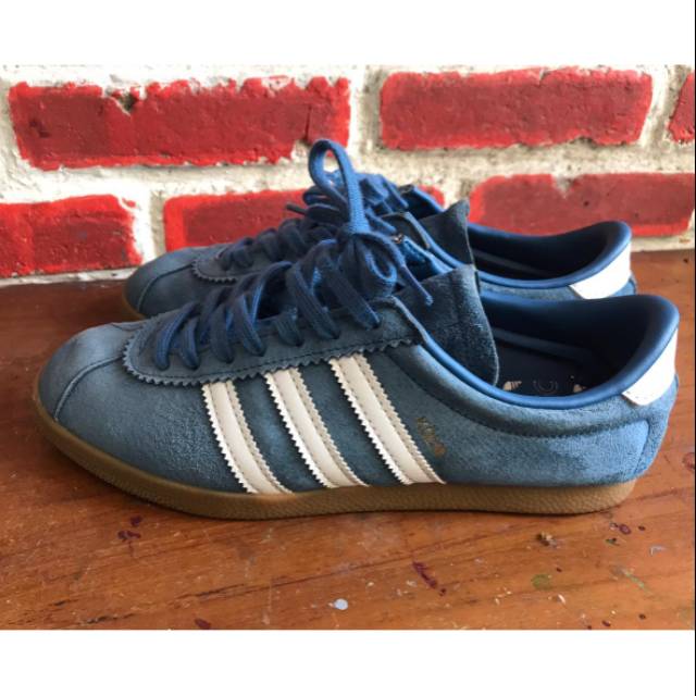 Sepatu 2024 adidas koln