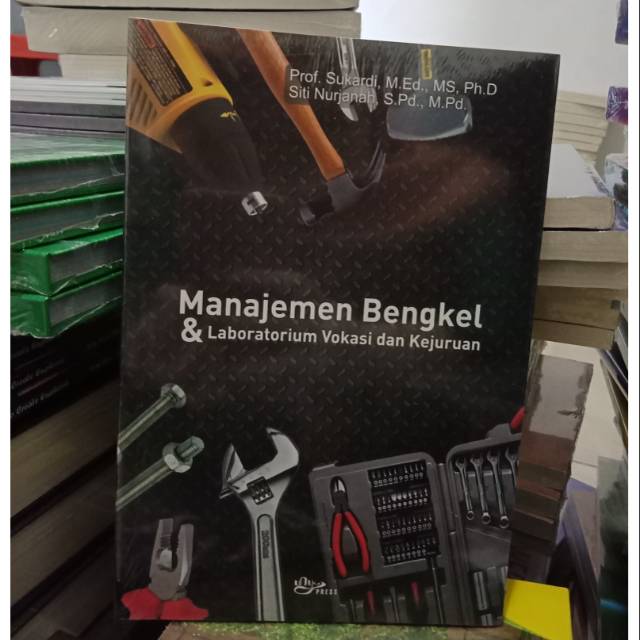 Jual BUKU MANAJEMEN BENGKEL DAN LABORATORIUM VOKASI KEJURUAN | Shopee ...