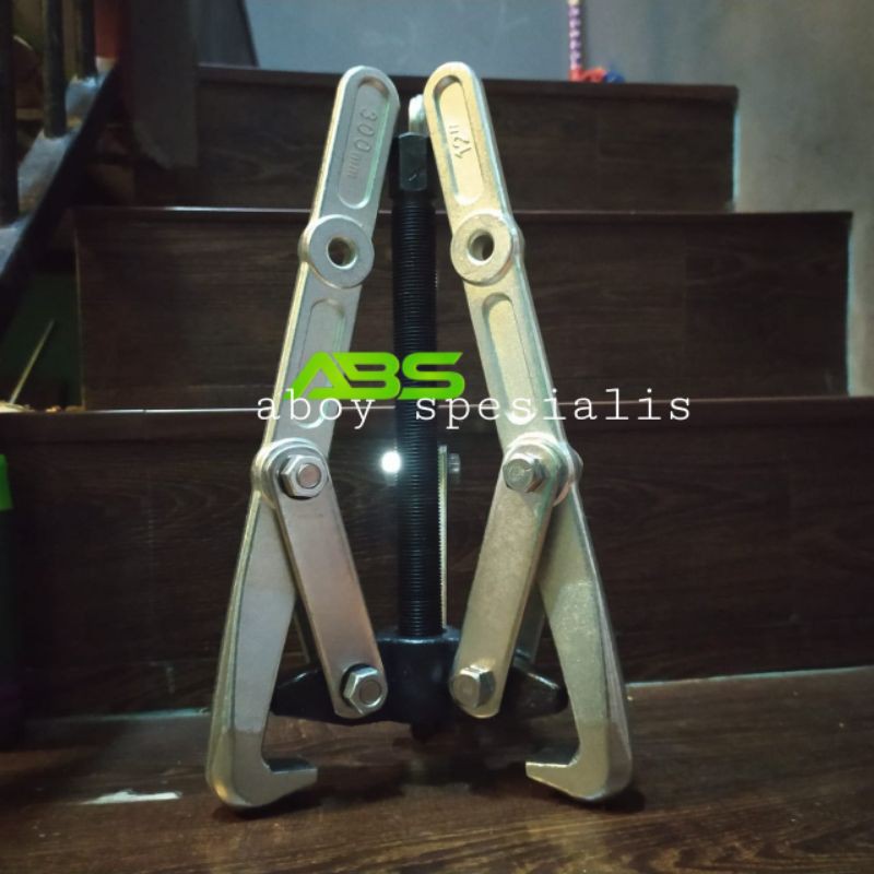 Jual treker bearing 3 kaki 6 inch -gear puller 3 kaki 6 inch GERMANY ...