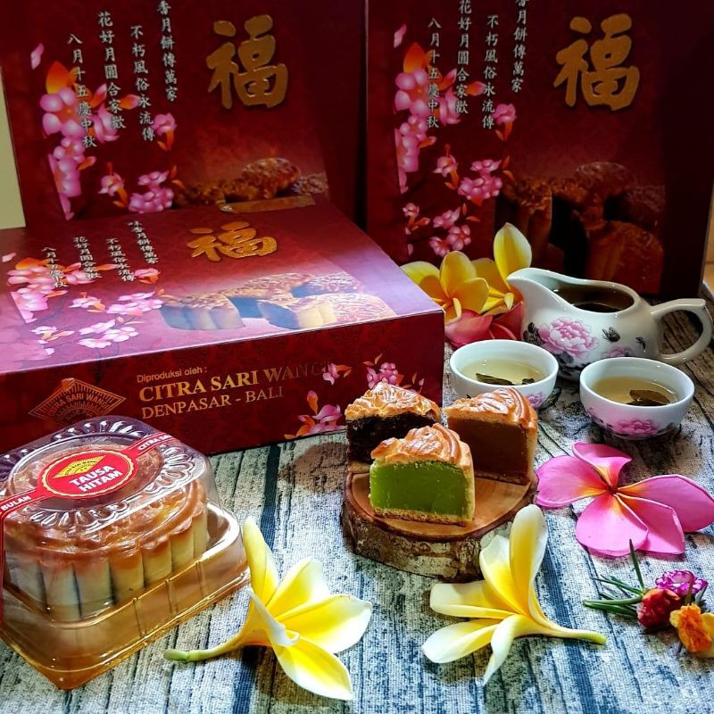 Jual Mooncake Kue bulan Moon cake CSW Tausa Hitam / Tauyung Kacang ...