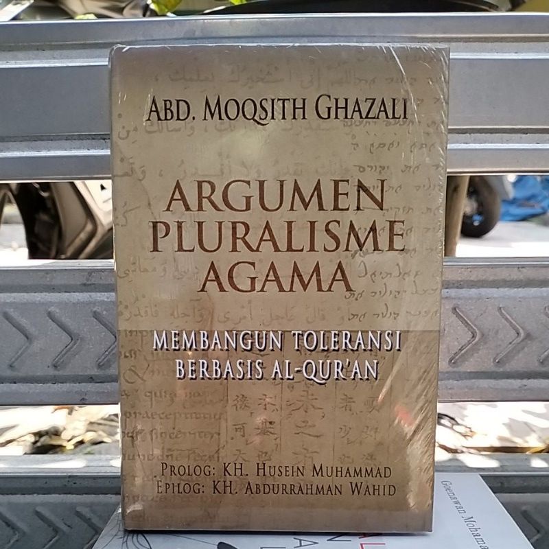 Jual ARGUMEN PLURALISME AGAMA - Membangun Toleransi Berbasis Al-qur'an ...