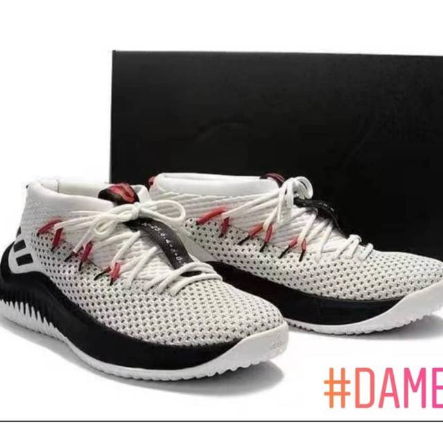 Dame 4 white and on sale black