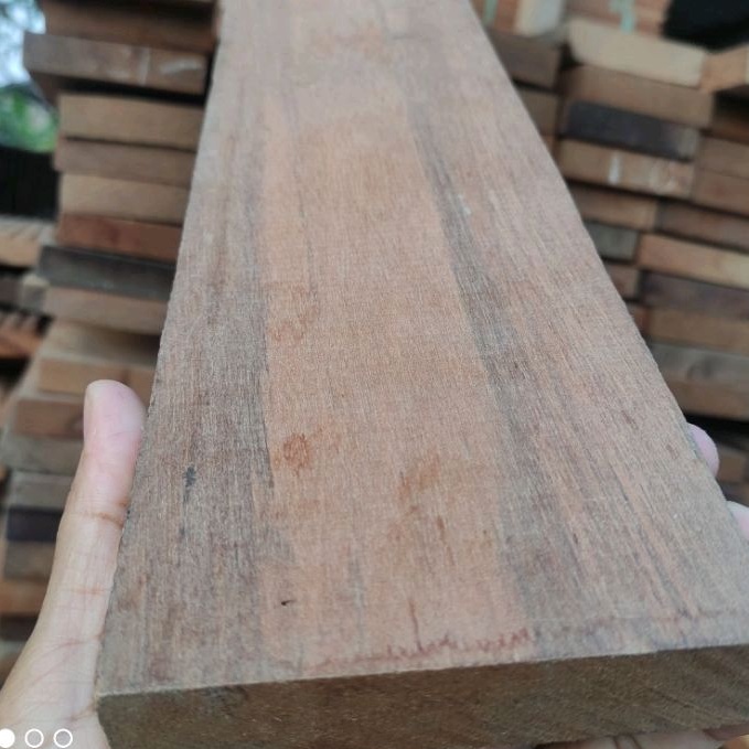 Jual Papan Pagar Dinding Kayu Lantai Kayu Ulin Sulawesi Kumea Batu 2,4 x 10 x 90 120 cm