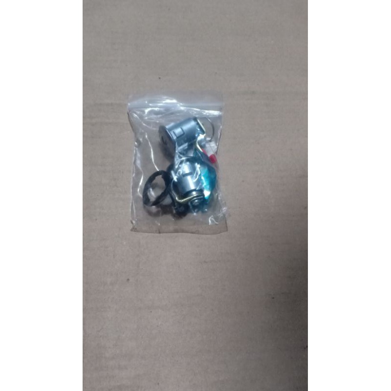 Jual Kunci Pintu Door Key Set Taft GT F70 Rocky F73 f75 Hiline Feroza ...