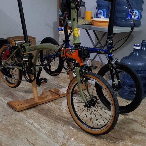 Jual Standar Sepeda Lipat Brompton Bahan Kayu Mindi Murah - Bike stand ...