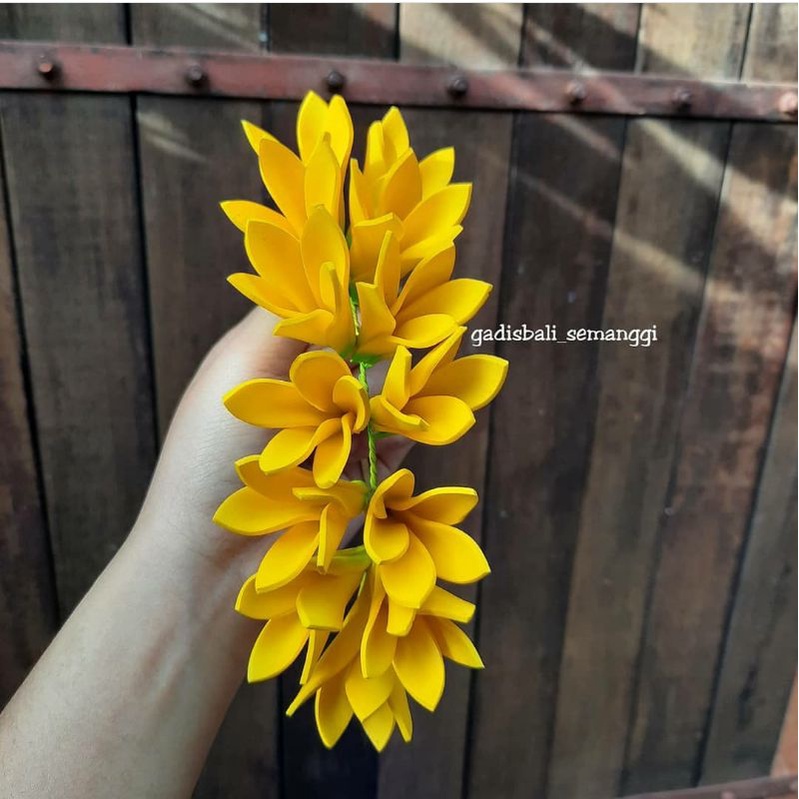 Jual semanggi bunga spons kamboja / hair do / bunga hias rambut ...