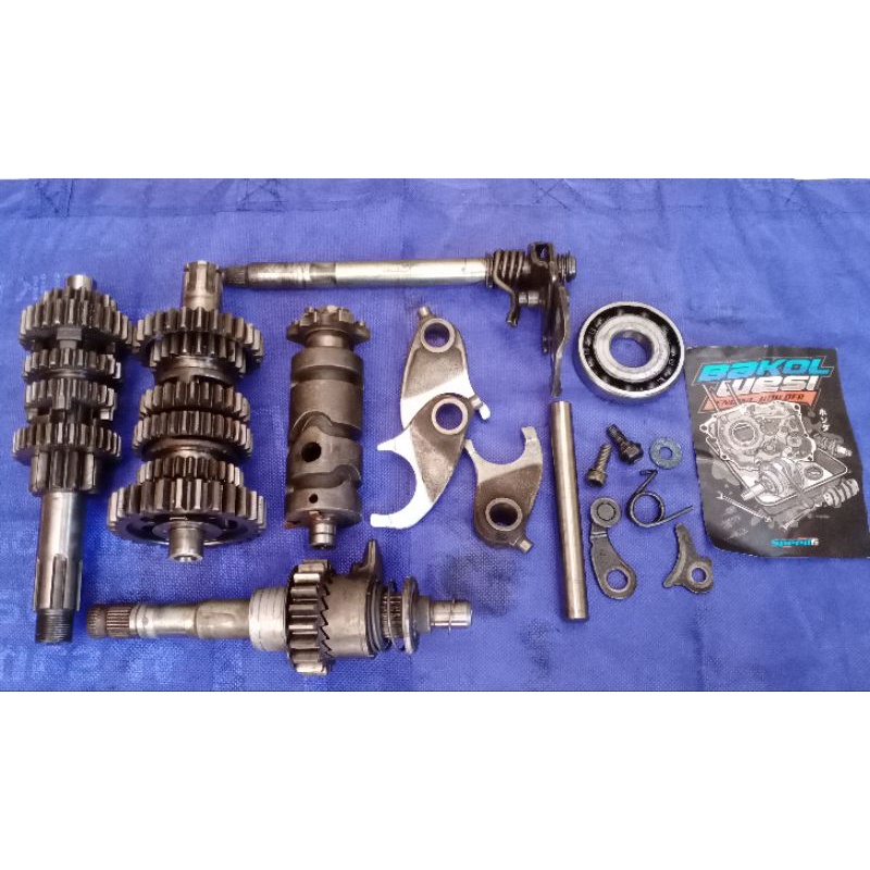 Jual Rasio tranmisi Gear box tiger revo original Razio tiger rezo tiger ...