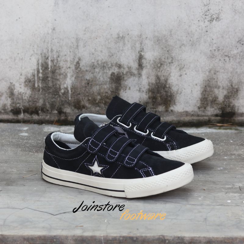 Sepatu Pria Wanita Converse One Star Velcro Suede Black White Import High Quality