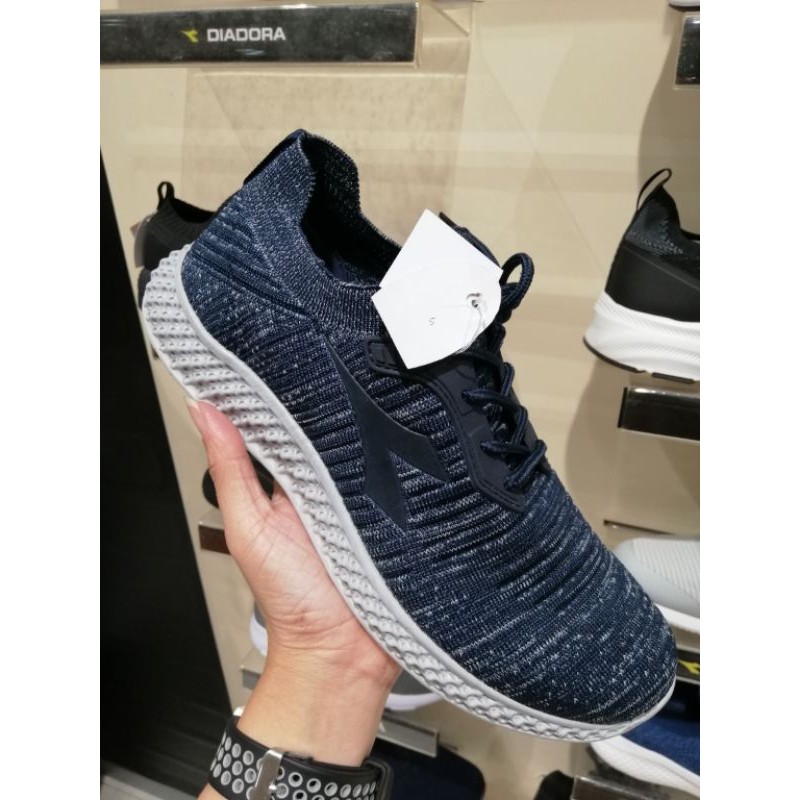 Diadora lonzo 2025