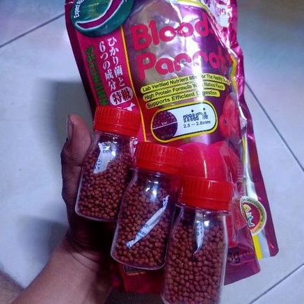 Jual Hikari Blood Red Parrot Repack 15gr Shopee Indonesia