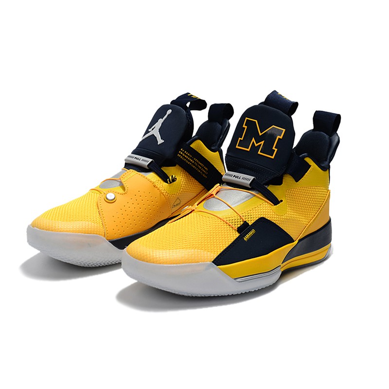 Air Jordan 33 Yellow Michigan Sepatu Basket