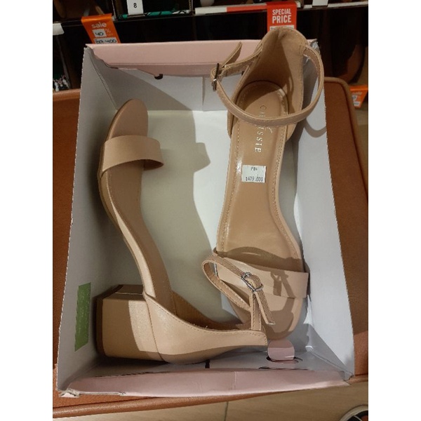 Harga high heels sales di payless