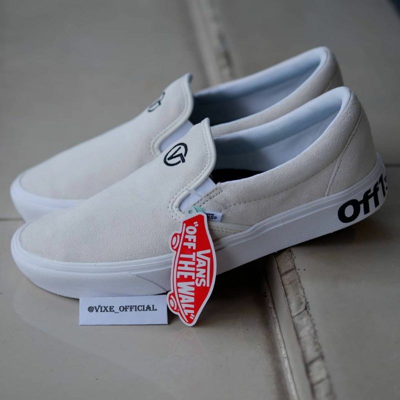 Vans comfycush distort hot sale slip on