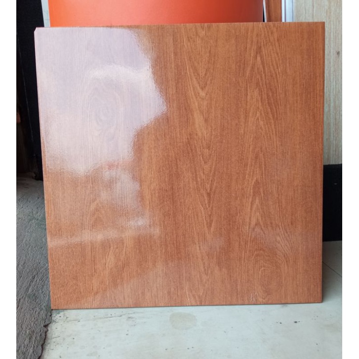 Jual Keramik Lantai 40x40 Motif Kayu Glossy Kilap Shopee Indonesia