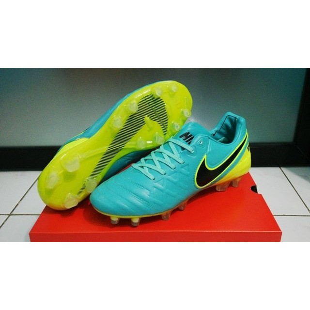 Harga nike 2025 tiempo legend vi