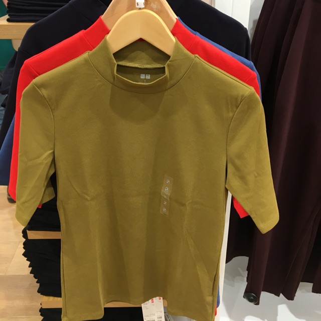 Harga 2024 turtleneck uniqlo