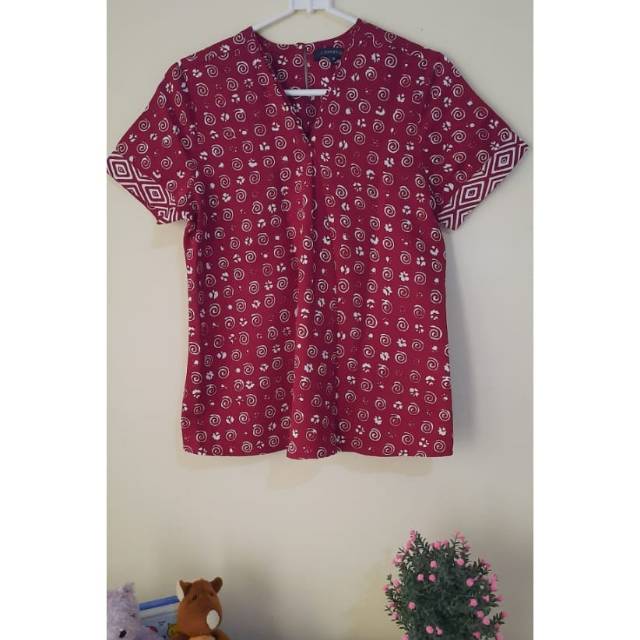 Jual Blus Connection Maroon (Preloved) | Shopee Indonesia