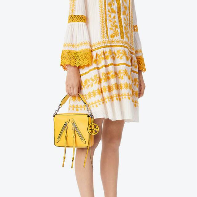 Jual Tory Burch Moto Medium Crossbody slingbag tas selempang ori original authentic Yellow kuning Shopee Indonesia