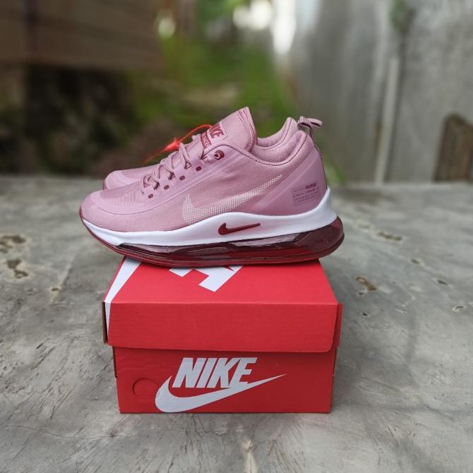 harga sepatu nike airmax 720 original
