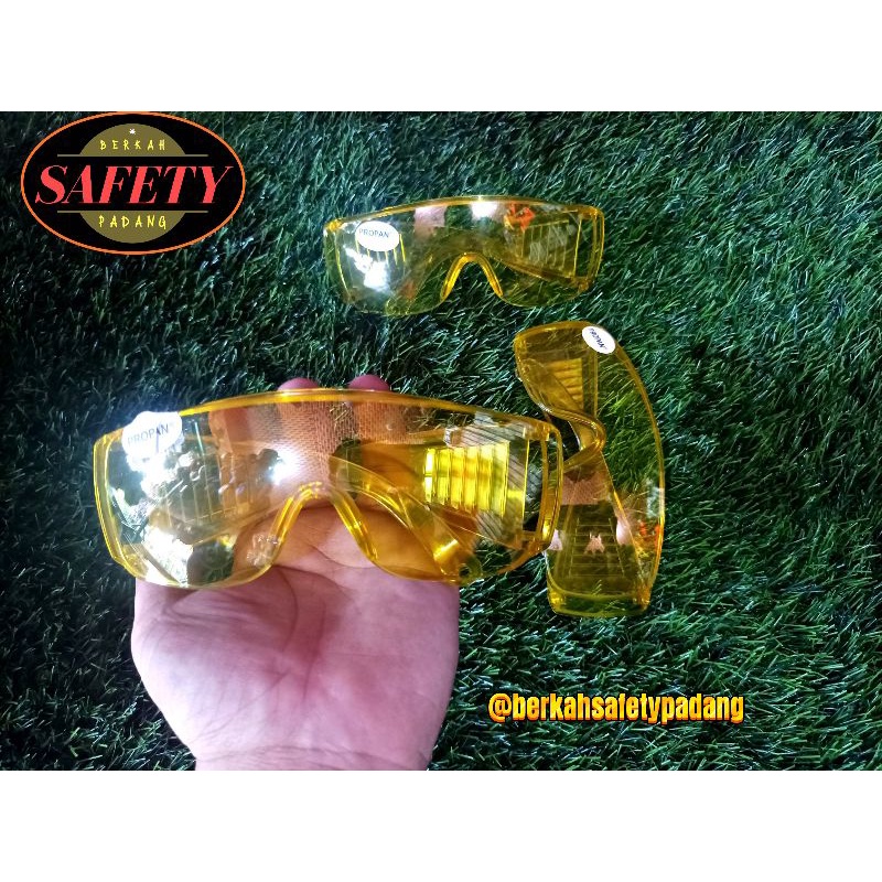 Jual YELLOW KACAMATA PELINDUNG MATA LAB GERINDA SAFETY GOGGLES HEAVY DUTY Shopee Indonesia