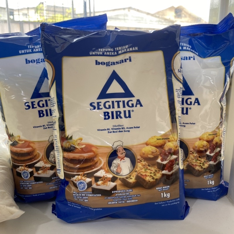 Jual TEPUNG TERIGU SEGITIGA BIRU 1KG | TEPUNG PROTEIN SEDANG SEGITIGA ...