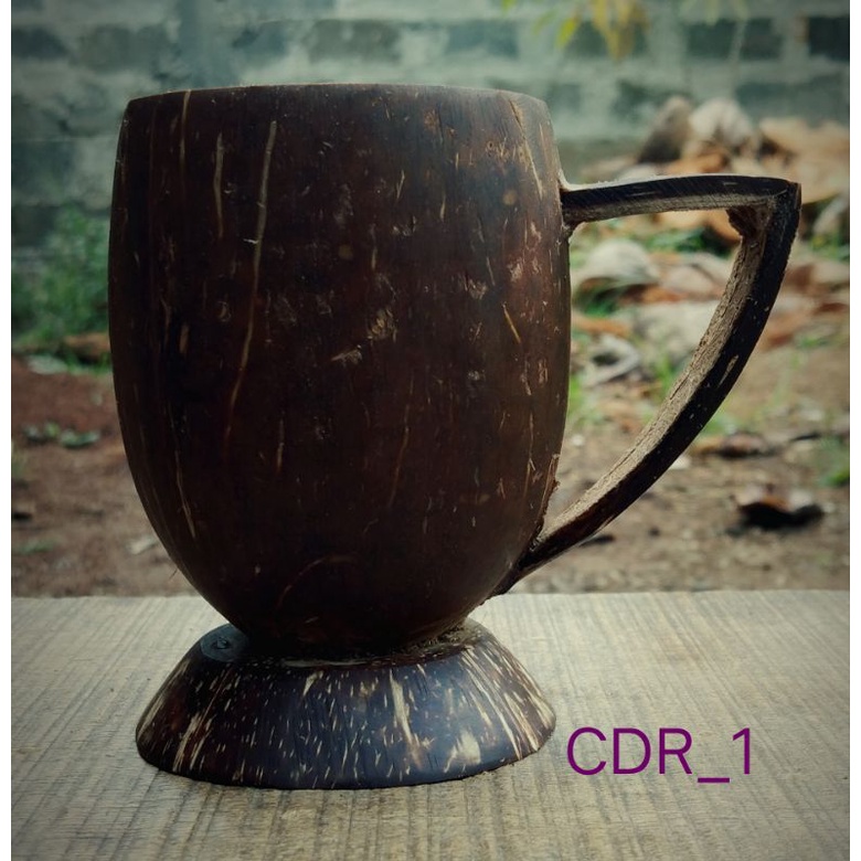 Jual Cangkir Batok Kelapa Originaldiameter Kecil Cocok Untuk 1 Set Kopi Shopee Indonesia 5214