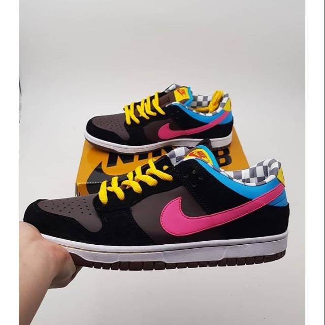 Nike Dunk Low Pro SB - 720 Degrees - Dark Charcoal - Light Pink 